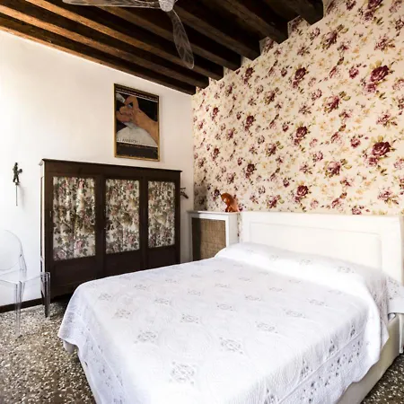 Apartament Giardini Biennale